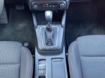 Ford Focus Kombi 1.0 EcoBoost ST-Line - 15