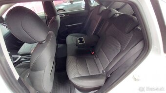 Kia Ceed 1.5 T-GDi 118kW Gold - 15