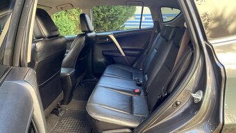 Rav4 2.2 d4d 110kw Premium koža Navi A/T XA40 - 15