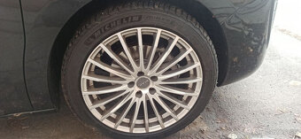 Peugeot Traveller Business VIP L3  EAT8 - 15