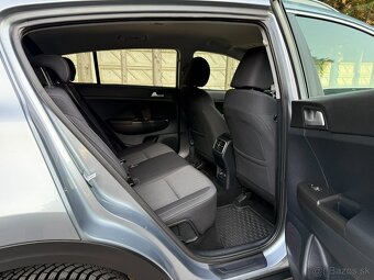 KIA SPORTAGE 1.6 GDI GOLD / 21 000 km / NEBÚRANÉ / 1.MAJITEĽ - 15
