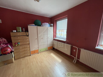 Štvorizbový rodinný dom s garážou v kľudnej uličke v Palár - 15