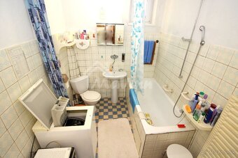 PREDAJ dom s garážou a pozem. 1096m² M.Chlievany - 15