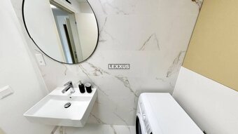 | nový, krásne zariadený byt s terasou pod hradom, Vydrica,  - 15