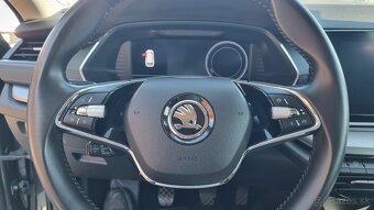 Škoda Octavia Combi 2,0 TDi Ambition + 85KW M6 Virtual Cocpi - 15