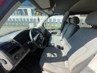 VW Transporter T5 2.5 TDI 96kw 394 000 km 2004 9 miest - 15