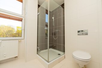 Predaj byty veľký 2 iz. Svätoplukova ul. Bratislava II-Nivy - 15