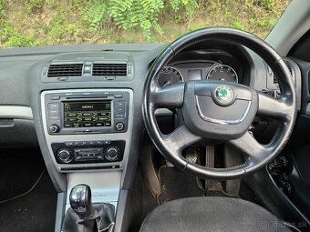 ROZPREDAM SKODA OCTAVIA 2 facelift na náhradné diely striebo - 15