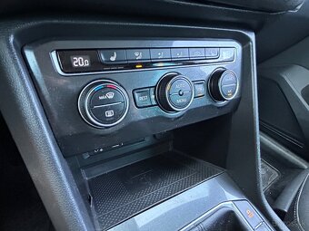Volkswagen Tiguan 2.0TDi 2017 PO ROZVODECH - 15