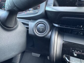 Toyota C-HR - 15