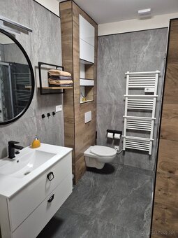 4-IZBOVÝ RADOVÝ RODINNÝ DOM - 15