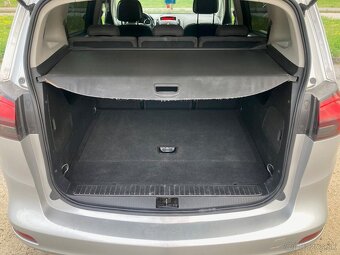 Opel Zafira Tourer - 15