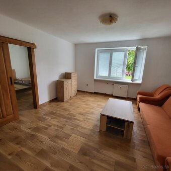 Prenájom 2 izbový byt, balkón na Štefánika (Staré sídlisko) - 15