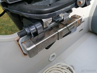 Pohodlný čln Allroudmarin s motorom YAMAHA 20hp - 15