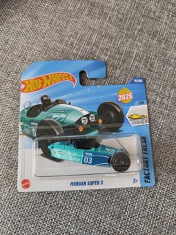Hot Wheels autíčka - 15