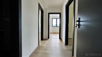 MODERNÉ BÝVANIE NA VIDIEKU, SKVELÁ ALTERNATÍVA K MESTU - 15