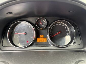 Opel Antara 2.0 CDTI 4x4 - 15