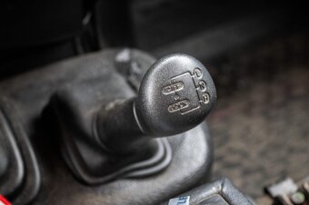 Land Rover Defender 110 SW, 90kW, (2007) - 15