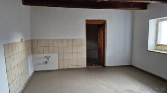 Rekonštruovaný sedliacky dom v obci Szendró, Maďarsko - 15