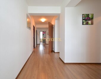 3D  /EXKLUZÍVNE / RODINNÝ DOM, HUNCOVCE (KEŽMAROK), 540m2 - 15