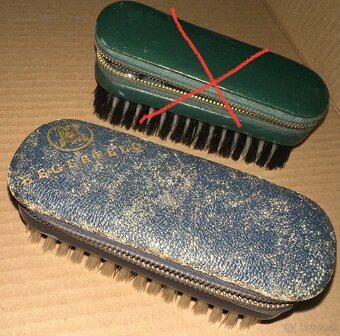 Staré nožíky, mlynčeky, injekcie, lúkoťové kolesá, kefka - 15