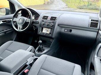 VOLKSWAGEN TOURAN 1.6 TDI 77KW 199000TKM 2012 - 15
