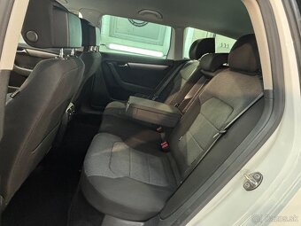 Volkswagen Passat Variant 2.0 TDI Comfortline - 15