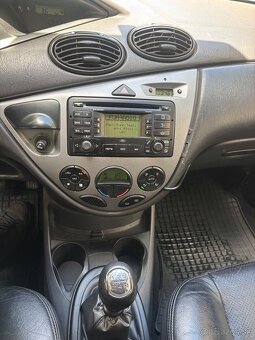 Ford focus  Combi. Mk1 66kw 90 PS - 15