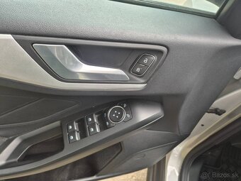 Ford Focus Kombi 1.5 TDCi EcoBlue Trend - 15