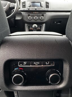 SEAT ALHAMBRA 2.0 TDI Edícia ITECH 2015 - 15