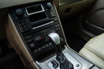 Volvo XC90 XC 90 D5 Summum A/T 7m - 15