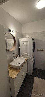 REZERVOVANÉ: Prenájom 3i bytu s KLIMATIZÁCIOU a dvomi - 15