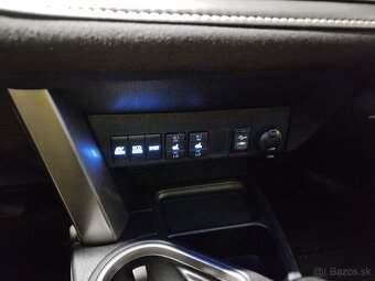 Toyota RAV4 4x4 2,5 Hybrid 114 kW Auto Full Led - 15