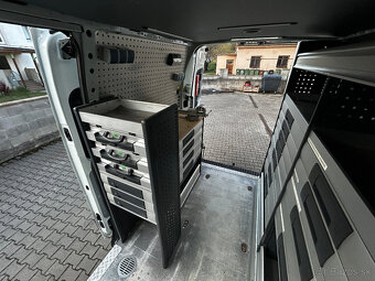 Renault Master L2H2, exkluzívna pojazdna dielňa BOTT, DPH - 15