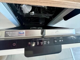 2 izb.byt s balkónom, zariadený, Chrenová, Dlhá ul. - 15