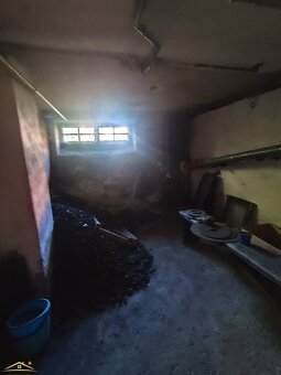 Priestranný rodinný dom priamo v centre Turzovky s veľkým po - 15