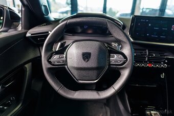 Peugeot 2008 1.2 PureTech Allure 130k AT/8 - 15