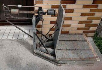 RETRO Hrnce Stojan Kôš Sud Demižón Lavice Hokerlík Dvere Váh - 15