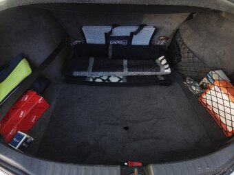 Volvo V40 1.9 TD 66kw  r.1999  - Nová STK / EK - 15
