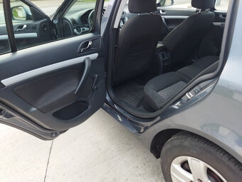 Škoda octavia 1,6 tdi kombi NAVI - 15