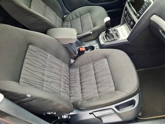 Škoda Octavia 2 Facelift 1,9TDI 77KW Pekný stav - 15