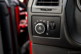 Dodge Challenger SRT8 6.4 MANUÁL 477PS - 15