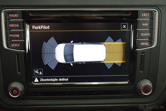 Volkswagen Caddy 2,0 TDi,DSG,7-míst,NAV,DPH,XEN - 15