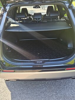 Toyota Rav4 Hybrid AWD Selection - 15