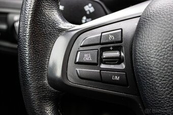 BMW X1 sDrive 18d (2017) - 15