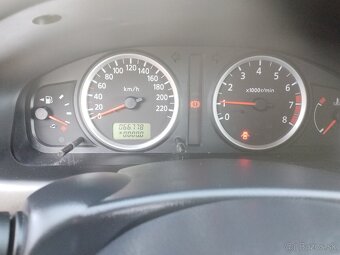 Nissan Almera 1.5 72kw - 66800km - 15