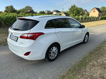 Hiundai i30 AC KOMBI - 15