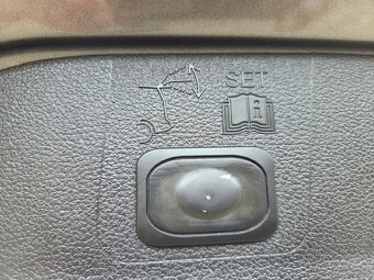 Predám Opel Zafira Tourer 7 MIESTNA VERZIA - 15