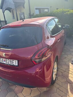 Predám peugeot 208 1,2 pure tech - 15