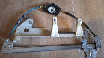 Predám diely na Peugeot 307 SW 2005- - 15